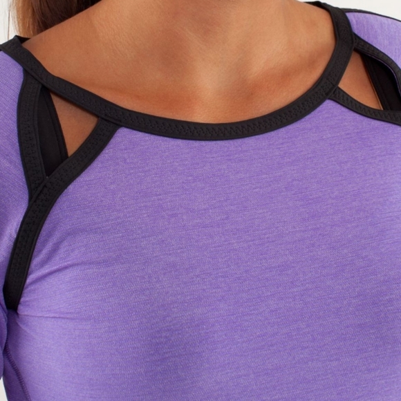 Like New! Rare Lululemon Run: Team Spirit Long Sleeve - Picture 5 of 13